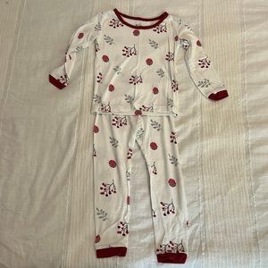 KyteBaby holly berry Christmas pajamas